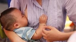 اخراج یک زن از جلسه دادگاه به دلیل شیردادن به نوزادش در ایالت ویکتوریای استرالیا