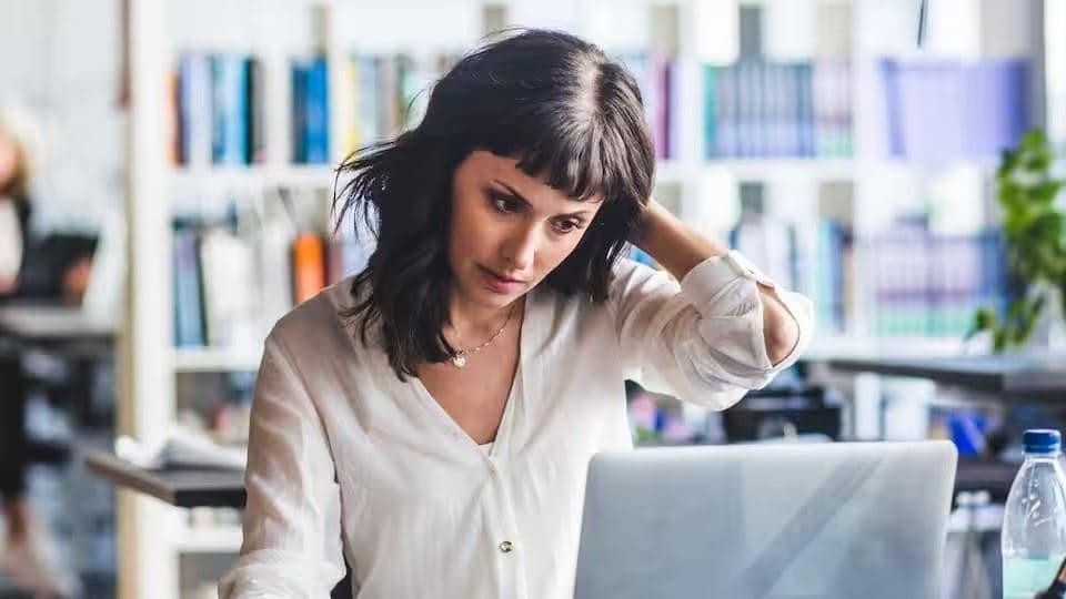 چرا بسیاری از زنان شاغل در استرالیا به دنبال تغییر شغل هستند؟