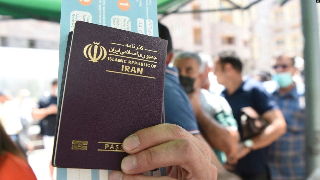 پاسپورت جمهوری اسلامی ایران در رتبه ۱۹۰ جهان قرار گرفت!