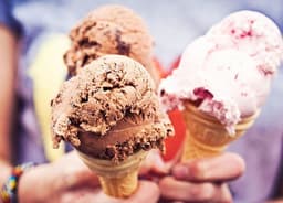 تمایل به مصرف شکلات، بستنی و چیپس نشانه چه چیزی در بدنمان است؟