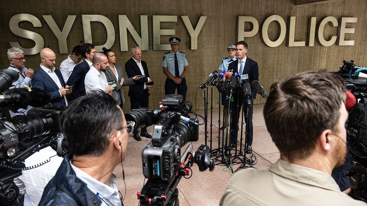 کشف خودرو کاروان مملو از مواد منفجره پاورژل در حومه سیدنی