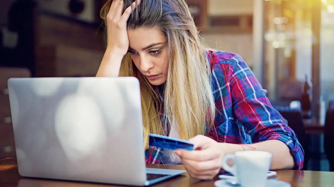 چگونه سواد مالی پایین به استثمار مالی جوانان مهاجر در استرالیا منجر می‌شود؟