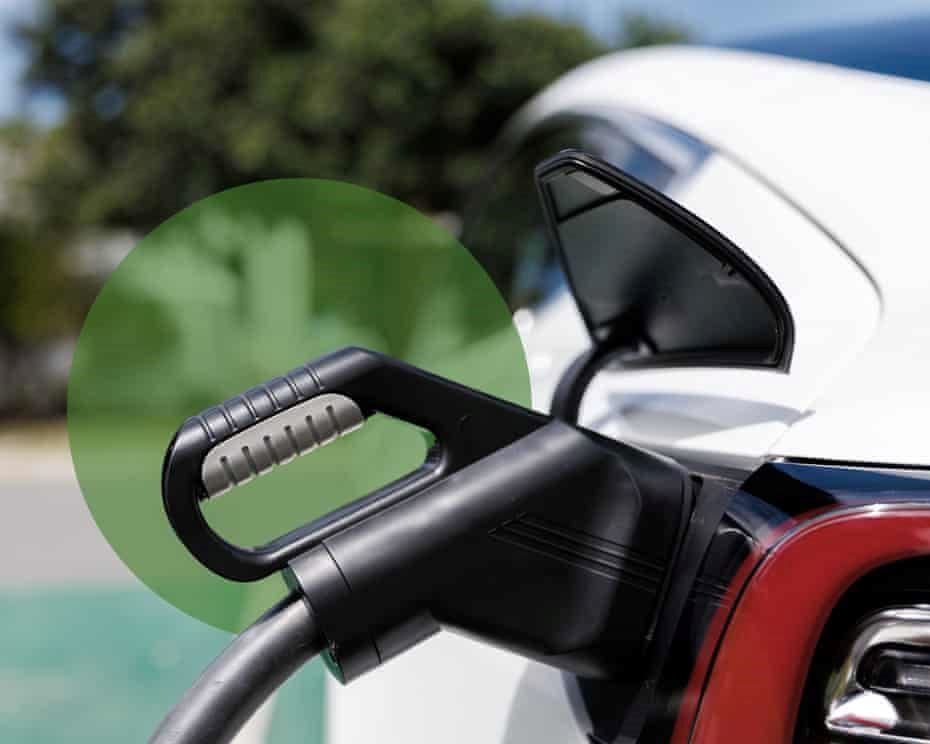یادگیری رانندگی با خودروی برقی بهتر است یا بنزینی؟