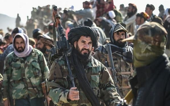بحران در روابط پاکستان و افغانستان؛ با تبادل آتش