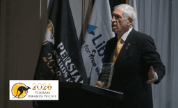 حضور دکتر کیوان دهناد، استاد بزرگ هنرهای رزمی در «پرشین آوارد نایت ۲۰۲۶»؛ تأکید بر همدلی با مردم ایران و آرزوی صلح و آزادی