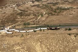 قطار حامل اسید سولفوریک در استرالیا از ریل خارج شد