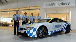 پلیس ایالت نیو ساوت ولز استرالیا به " BMW i8 " مجهز شد