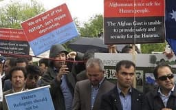 تظاهرات شهروندان افغان ، همزمان با سفر 'محمد اشرف غنی' رئیس جمهوری افغانستان به استرالیا