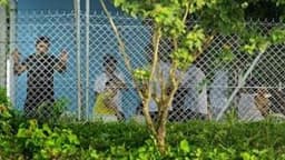 200 پناهجو استرالیا از جمله ایرانی ها در پاپوا گینه نو  به بازداشتگاه جدیدی منتقل می شوند