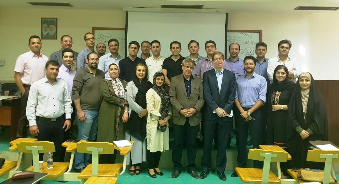 حضور"معاون سفیر استرالیا در ایران" در دانشکده مدیریت دانشگاه تهران 