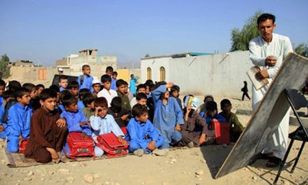 معلمان مدارس کابل اعتصاب کردند