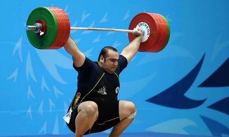 رکورد المپیک توسط بهداد سلیمی با بلندکردن وزنه 216 کیلوگرم در حرکت یک ضرب شکسته شد