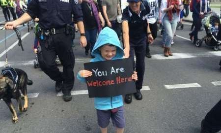  هزاران استرالیایی در حمایت از مهاجران راهپیمایی کردند