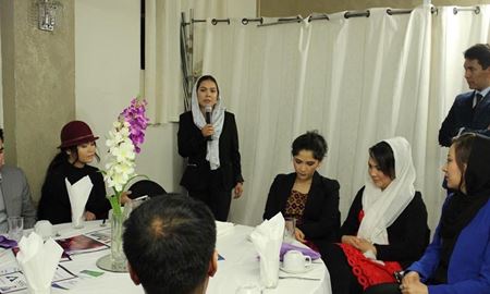 گردهمایی فرهنگیان، ،شعرا، نويسندگان فارسى زبان ملبورن در شب شعر 