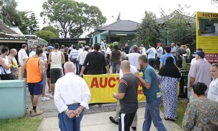  بانک های استرالیا به سرمایه گذاران چینی  املاک وام نمی دهند!