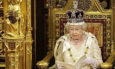  ملکه انگلیس رکورد طولانی‌ترین دوره سلطنت در بریتانیا را شکست