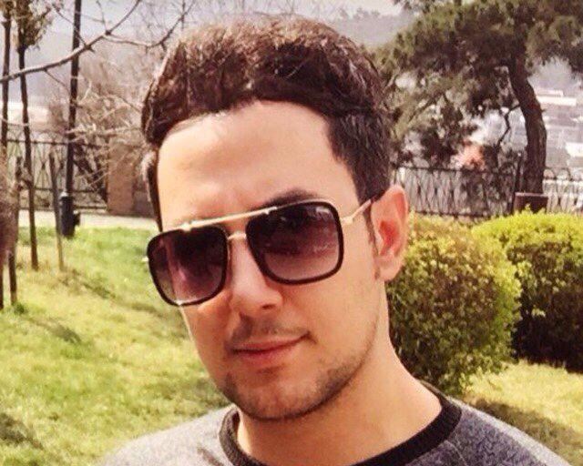دکلمه های کوتاه و دلنشین/ دنیا...با صدای سعيدسام نياكان شعر از جهانبخش پازوكى دکلمه های کوتاه و دلنشین/ دنیا...با صدای سعيدسام نياكان شعر از جهانبخش پازوكى