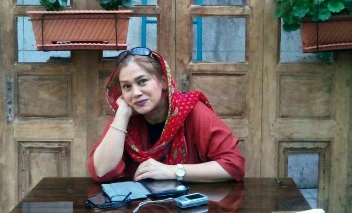 دکلمه های کوتاه و دلنشین/ بچه که بودم...متنی از مریم سمیع زادگان با صدای ناهید امامی دکلمه های کوتاه و دلنشین/ بچه که بودم...متنی از مریم سمیع زادگان با صدای ناهید امامی