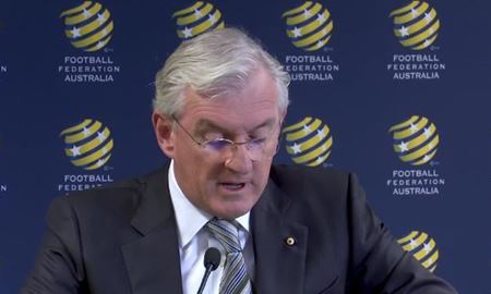 با پذیرفتن بسته پیشنهادی  فیفا ، تعلیق فدراسیون فوتبال استرالیا منتفی شد