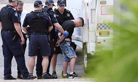  مردان مسلح در بریزبن استرالیا خود را تسلیم پلیس کردند 