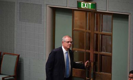 تعطیلی زودهنگام پارلمان استرالیا برای ایام کریسمس مانع رای گیری در مورد مانوس و نائورو شد