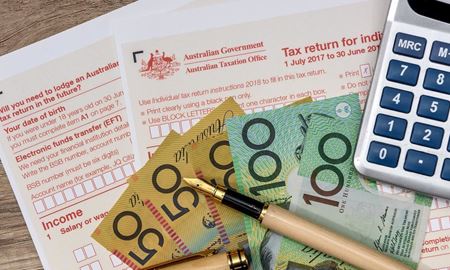 اطلاعیه/شهروندان استرالیا باید درآمدهای خارجی خود را اعلام کنند