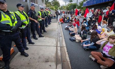 دیوان عالی دستور ممانعت از برپایی تظاهرات اعتراض آمیز پناهجویان در استوری بریج بریزبن استرالیا را صادر کرد