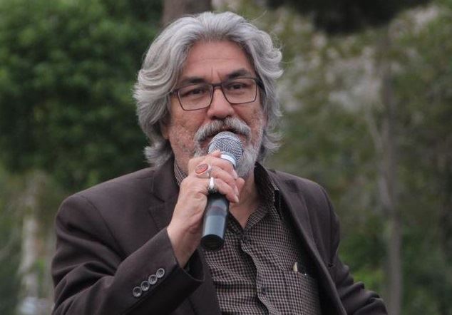 دکلمه های کوتاه و دلنشین/ سخت است بخندی و دلت غم زده باشد...شعری از رضا خادمه مولوی با صدای مهران ترکمان دکلمه های کوتاه و دلنشین/ سخت است بخندی و دلت غم زده باشد...شعری از رضا خادمه مولوی با صدای مهران ترکمان
