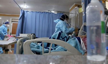 هر ۴ دقیقه یک ایرانی به دلیل بیماری کرونا فوت می‌کند