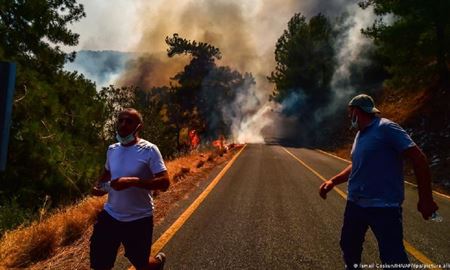 آتش سوزی و گرمای شدید گریبان‌گیر کشورهای حوزه مدیترانه