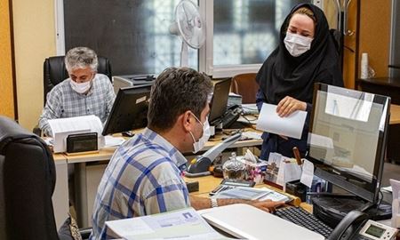 افزایش یک میلیون تومانی حقوق کارمندان در بودجه 1401 ایران