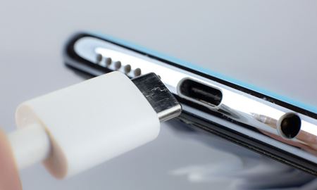 استفاده از درگاه شارژ USB-C در اروپا تبدیل به قانون می‌شود