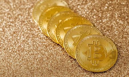 کاهش ۱۵۰ میلیارد دلاری بازار رمزارزها با سقوط بیت‌کوین