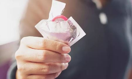 استفاده از کاندوم شرط رضایت در رابطه جنسی در کانادا