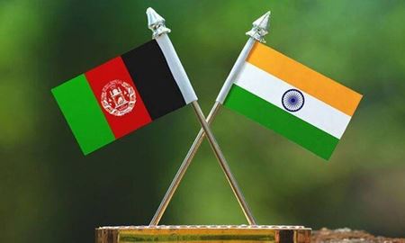 پرچم سه رنگ افغانستان نشان‌دهندۀ صدای پرشور مردم افغانستان