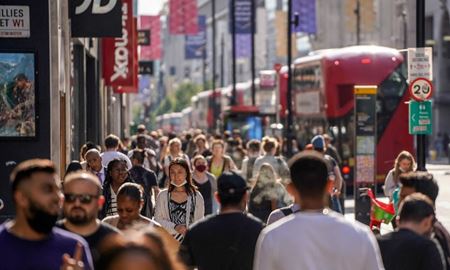 بریتانیا در پاییز به رکودی یک ساله  گرفتار می‌شود