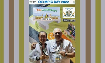 اعطای نشان روز المپیک تایلند به دکتر دهناد
