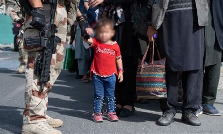جدال یک خانواده افغان با آمریکایی‌ها بر سر یک کودک