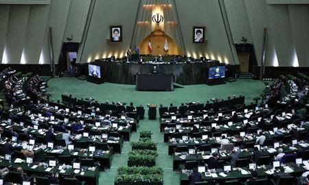 جلسه غیر علنی مجلس و دولت ایران در مورد جهش شدید نرخ ارز
