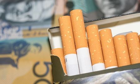 اجرای طرحی برای جلوگیری از آتش‌ زدن فروشگاه‌های سیگارفروشی در ویکتوریا