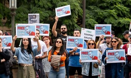 تجمع ایرانیان مقیم استرالیا در اعتراض به حکم اعدام توماج صالحی
