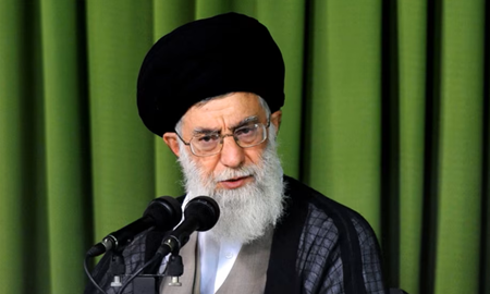 رهبری مطلقه؛ مسئله‌ای که بیشتر تحلیلگران ایرانی آن را بحران‌زا می‌دانند