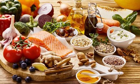 چگونه رژیم مدیترانه‌ای از مغز در برابر پیری و آلزایمر محافظت می‌کند