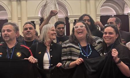 پارلمان ویکتوریا، نخستین معاهده با بومیان استرالیا را تصویب کرد