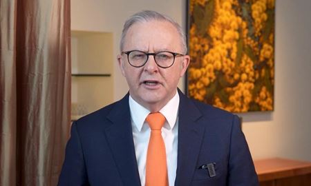 تقدیر آنتونی آلبانیز از "شجاعت و حس همدردی" مردم استرالیا در پیام تبریک سال نو