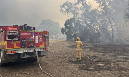 موج گرمای بی‌سابقه و آتش‌سوزی‌های گسترده در استرالیا؛ ویکتوریا در وضعیت فاجعه، هشدارها در نیوساوث‌ولز و کوئینزلند